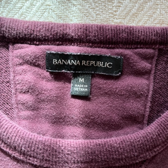 Banana Republic comfy Purple Sweatshirt - Picture 2 of 3